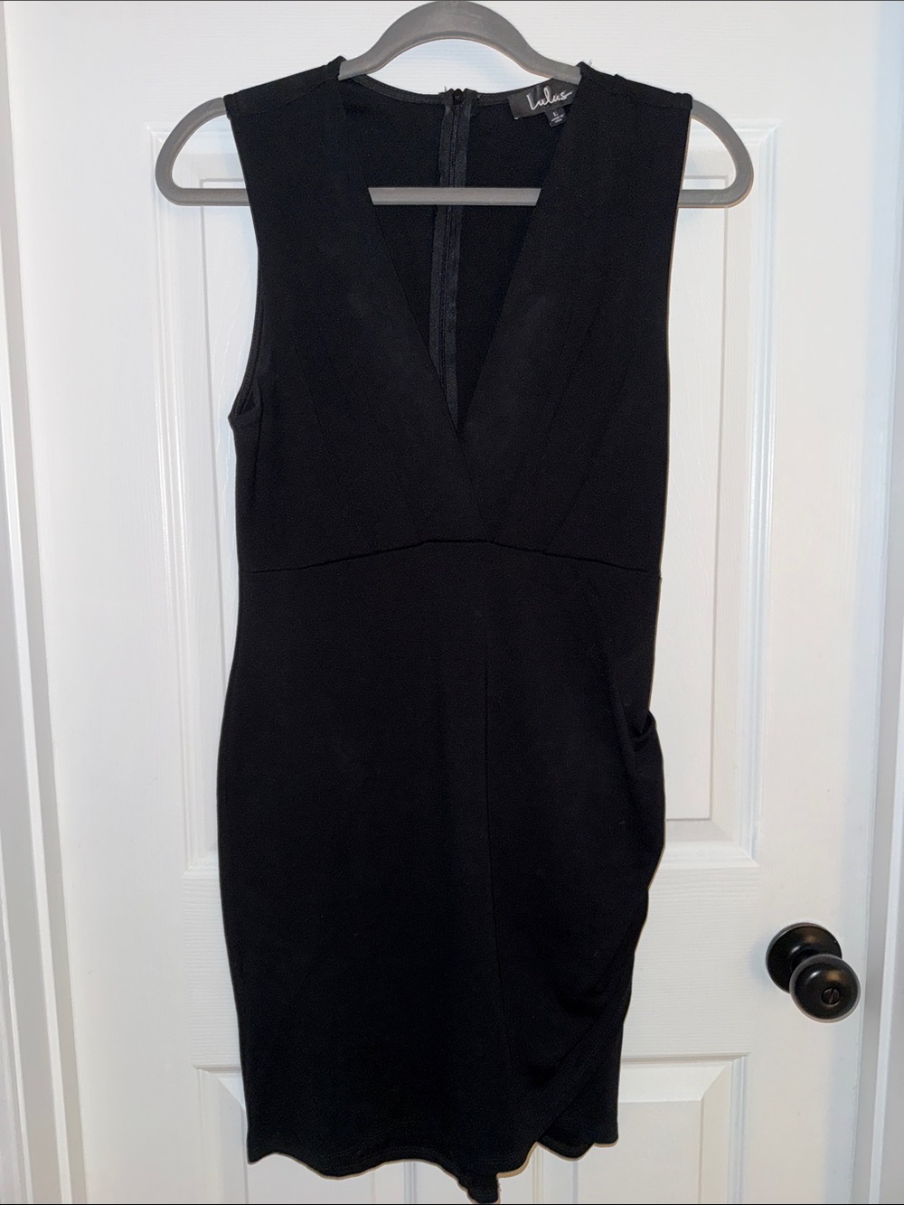 Lulu's Black V-Neck Sleeveless Mini Dress